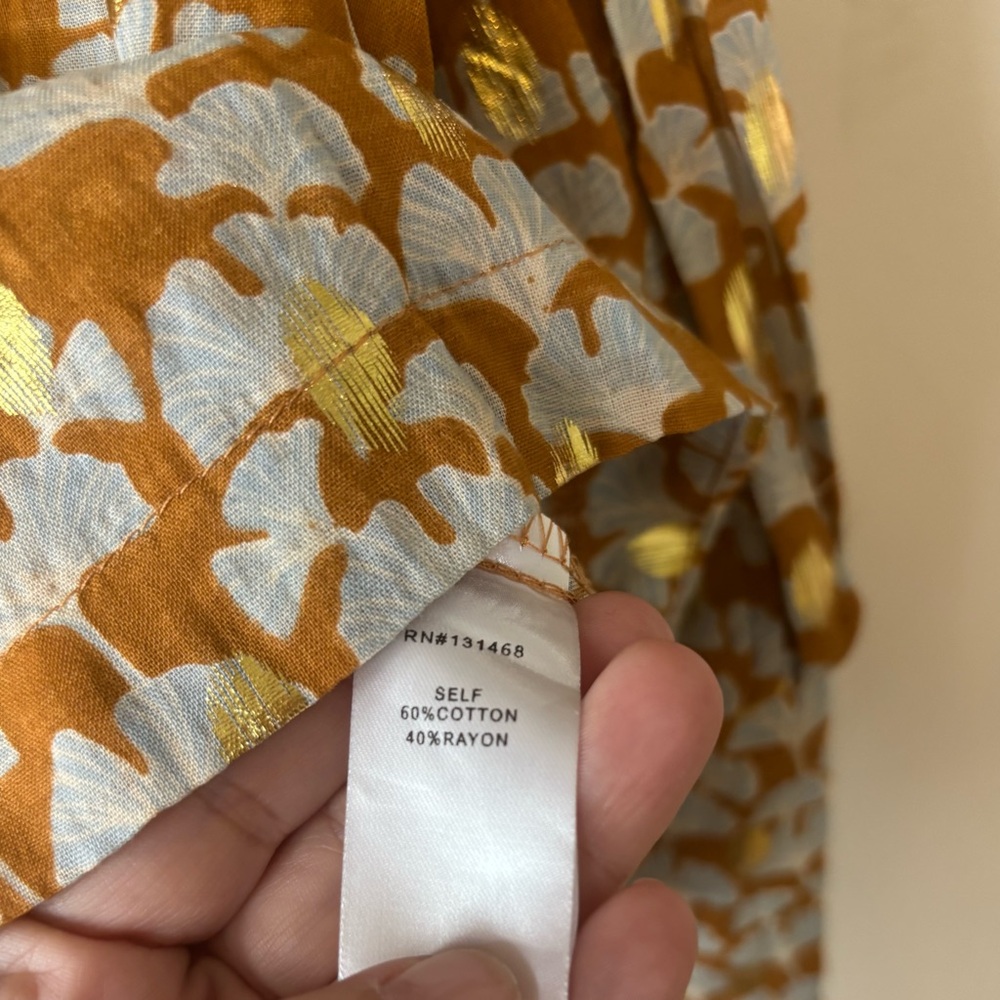 Avara Blouse Gold and White - Picture 7 of 7